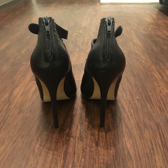 Sexy black booty with ankle strap - Picture 7 of 7